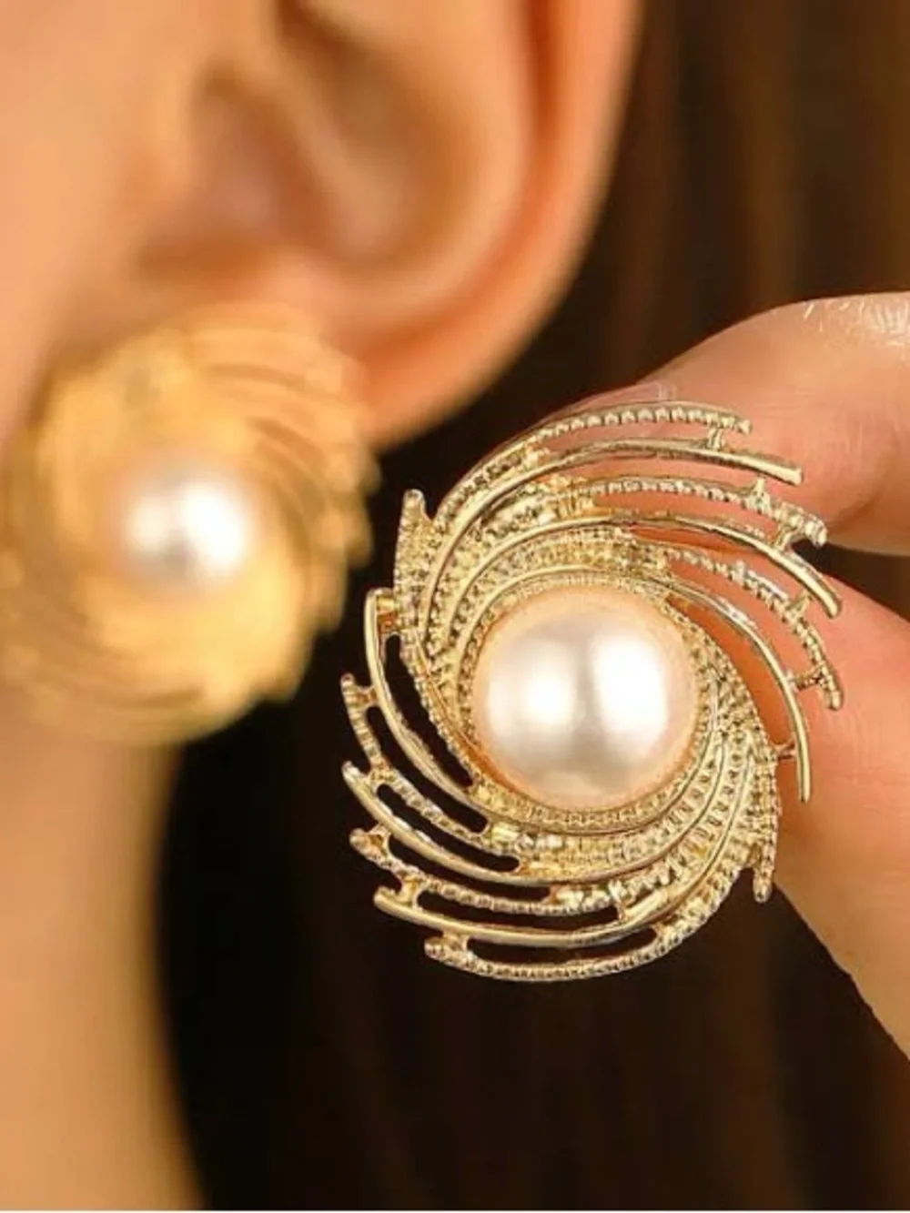 ***Elegant Gold Swirl Pearl Stud Earrings | Textured Metal Design